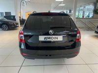 gebraucht Skoda Octavia Combi Ambition 2,0 TDI-DSG NAVI AHK PANO GRA