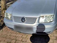 Second-hand VW Bora 1999 Argintiu Berlinǎ