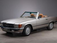 Gebraucht Mercedes 560 230 PS (169 kW) 1987 Silber Cabrio