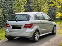 gebraucht Mercedes B180 ***FULL OPTIONS*** AUTOMATIK | SITZHEIZUNG |….