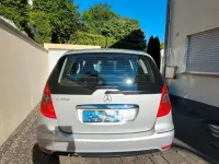 Gebraucht Mercedes A180 116 PS (85 kW) 2011 Silber Limousine