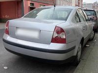Gebraucht VW Passat 116 PS (85 kW) 2001 Silber Limousine