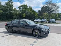 Gebraucht BMW 320 Advantage 190 PS (139 kW) 2017 Schwarz Limousine