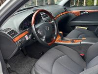 Gebraucht Mercedes E240 177 PS (130 kW) 2002 Limousine