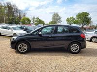 Gebraucht BMW 218 150 PS (110 kW) 2016 Black sapphire metallic Kombi