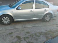 Second-hand VW Bora 150 CP (110 kW) 2000 Argintiu Hatchback
