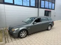 Gebraucht BMW 520 163 PS (119 kW) 2006 Grau Kombi