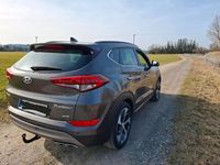 Gebraucht Hyundai Tucson 185 PS (136 kW) 2017 Braun SUV