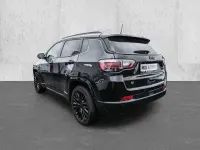 Gebraucht Jeep Compass 131 PS (96 kW) 2024 Schwarz SUV