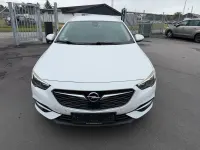 Gebraucht Opel Insignia Dynamic 165 PS (121 kW) 2018 Weiß Kombi