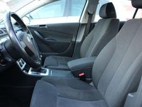 Gebraucht VW Passat Comfortline 160 PS (117 kW) 2009 Silber Limousine