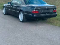 Gebraucht Mercedes E320 220 PS (161 kW) 1993 Schwarz Coupé