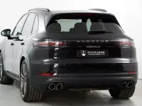 Gebraucht Porsche Cayenne S Chrono 441 PS (324 kW) 2018 Schwarz SUV