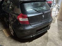 Gebraucht BMW 120 163 PS (119 kW) 2004 Schwarz Kleinwagen