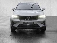 Gebraucht Volvo XC40 Core 163 PS (119 kW) 2024 Silver dawn / metallic SUV