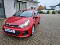 Gebraucht Kia Rio 82 PS (60 kW) 2016 Rot Kleinwagen