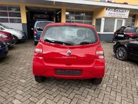 Gebraucht Renault Twingo 58 PS (42 kW) 2011 Hellrot Kleinwagen