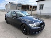 Gebraucht BMW 318 129 PS (94 kW) 2005 Grau Limousine