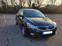 Gebraucht Kia Ceed 90 PS (66 kW) 2010 Schwarz Kleinwagen