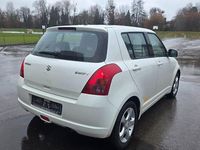 Gebraucht Suzuki Swift Comfort 92 PS (67 kW) 2006 Weiß Kleinwagen
