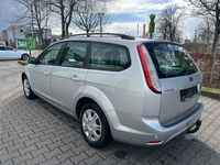 gebraucht Ford Focus 1,6 Turnier CD Klima PDC AHK TÜV NEU