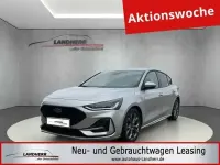 Używany Ford Focus ST-Line 116 KM (85 kW) 2025 Srebrny Sedan/Limuzyna