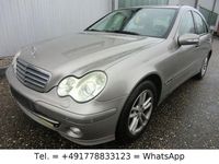 Gebraucht Mercedes C320 Classic 218 PS (160 kW) 2004 Grün Limousine