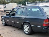 Gebraucht Mercedes E320 Sportline 220 PS (161 kW) 1993 Schwarz Kombi