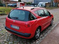Gebraucht Peugeot 207 120 PS (88 kW) 2012 Rot Kombi