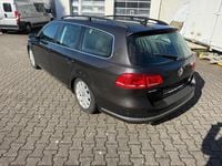 Gebraucht VW Passat 163 PS (119 kW) 2012 Braun Limousine