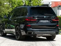 Gebraucht BMW X7 M Sport 352 PS (258 kW) 2025 Schwarz SUV
