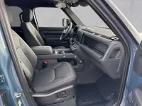 Gebraucht Land Rover Defender SE Dynamic 300 PS (220 kW) 2025 Blau SUV