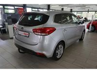 Gebraucht Kia Carens 136 PS (100 kW) 2014 Silber metallic Van / Kleinbus