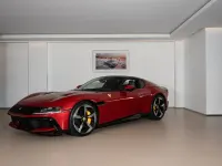 Gebraucht Ferrari 12 Cilindri 829 PS (609 kW) 2025 Rot Cabrio