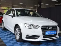 Gebraucht Audi A3 Attraction 110 PS (80 kW) 2016 Weiß Limousine