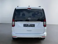 Neu Ford Tourneo Titanium 116 PS (85 kW) 2026 Weiß Van / Kleinbus