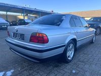 Gebraucht BMW 728 193 PS (141 kW) 1999 Silber Limousine