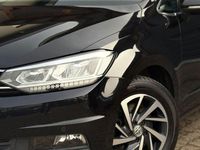 Gebraucht VW Touran Highline 150 PS (110 kW) 2017 Schwarz Van / Kleinbus