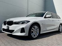 Gebraucht BMW 330e Efficient Dynamics 292 PS (214 kW) 2022 Alpinweiß uni Kombi