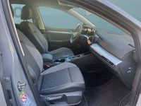 Gebraucht VW Golf VIII 150 PS (110 kW) 2025 Grau Kleinwagen
