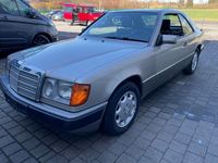 Gebraucht Mercedes E300 179 PS (131 kW) 1992 Grau Coupé