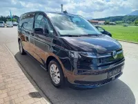 Gebraucht VW Multivan Life 150 PS (110 kW) 2025 Deep black perleffekt Van / Kleinbus