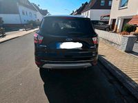 Gebraucht Ford Kuga Titanium 150 PS (110 kW) 2016 Schwarz SUV