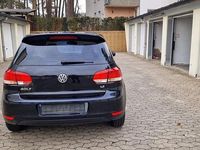 Gebraucht VW Golf VI 102 PS (75 kW) 2009 Schwarz Kleinwagen