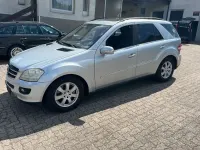 Gebraucht Mercedes ML320 224 PS (164 kW) 2006 Silber SUV