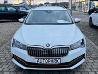 Gebraucht Skoda Superb Ambition 218 PS (160 kW) 2022 Weiß Kombi