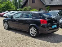 Gebraucht Opel Signum 150 PS (110 kW) 2007 Schwarz Kleinwagen