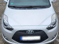 Gebraucht Hyundai ix20 Classic 90 PS (66 kW) 2015 Silber Kleinwagen