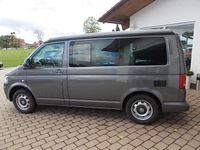 Gebraucht VW T5 Comfortline 140 PS (102 kW) 2015 Grau metallic Van