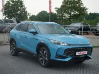 Neu MG HS Luxury 170 PS (125 kW) 2025 Andere SUV